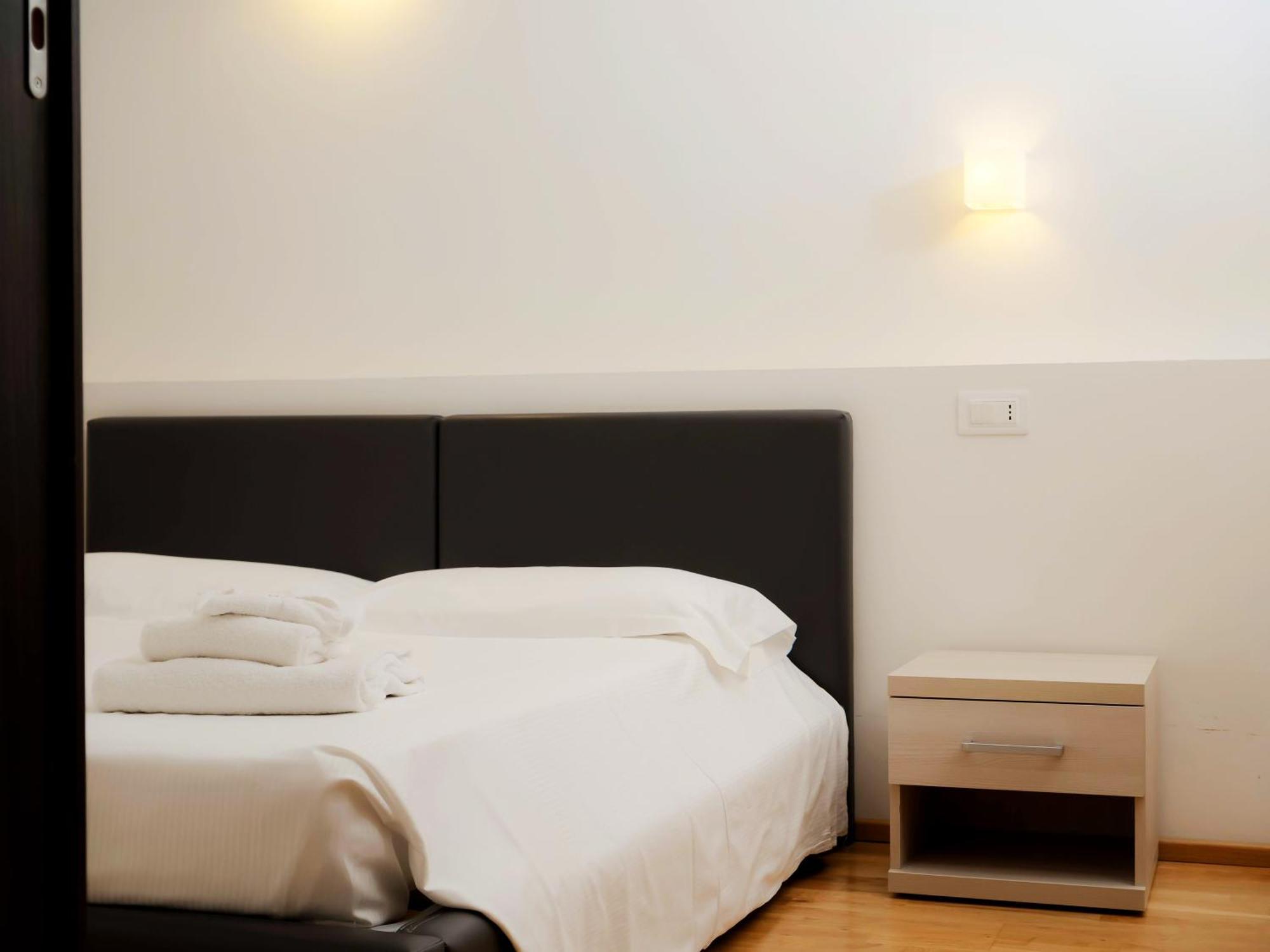 Hotel Arezzo ASC Esterno foto